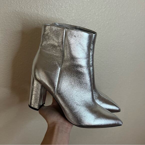 Marc Fisher Glorena silver pointed ankle boots booties NEW 8.5 - Picture 1 of 10